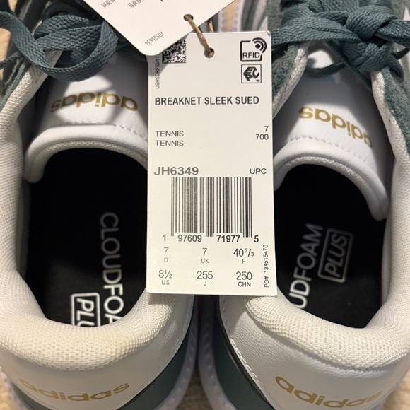 Limited Edition New with Tags Adidas Teal and White Suede Classic Cloud Sneakers - Picture 4 of 4